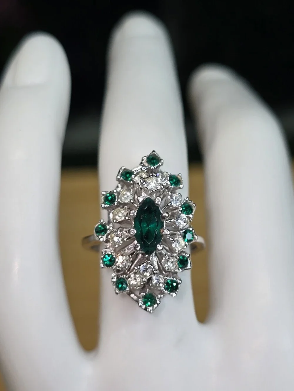 Emerald Green Tone Marquise Cluster Ring - Women Jewelry - Picture 4 of 12